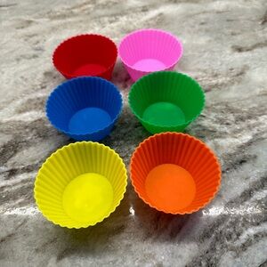 Colorful Silicone Baking Cups